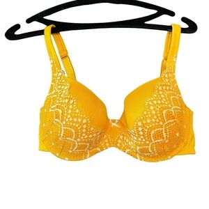Cacique Lightly Lined Balconette Bra 34 DD